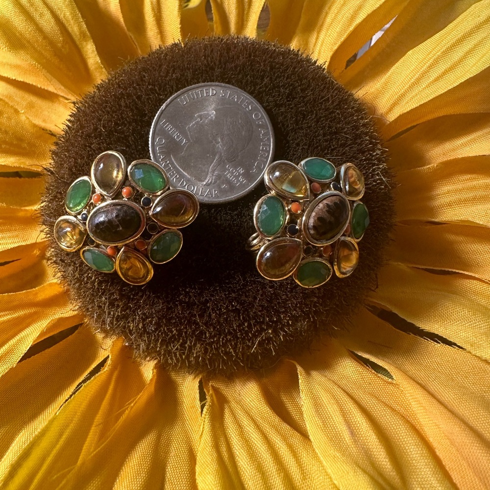 Vintage Monet Gold tone clip on earrings